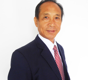 王明俊