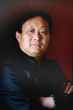 江秋生——优秀人民艺术家献礼全国两会
