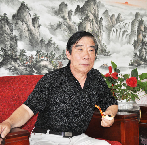 张文山 张文山