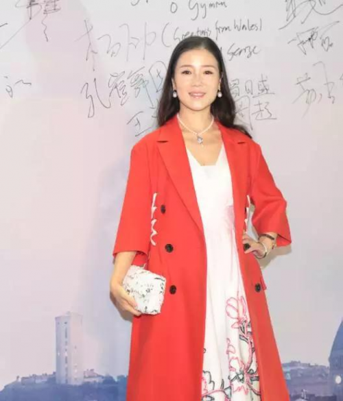 百年传奇四:百年传奇、筑就“时代前沿”