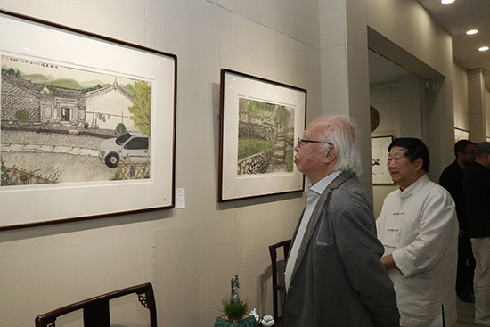 巴秋美术馆开馆暨作品展在家乡泰州举行