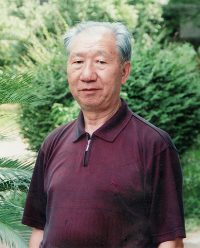 唐世恭个人照片.jpg