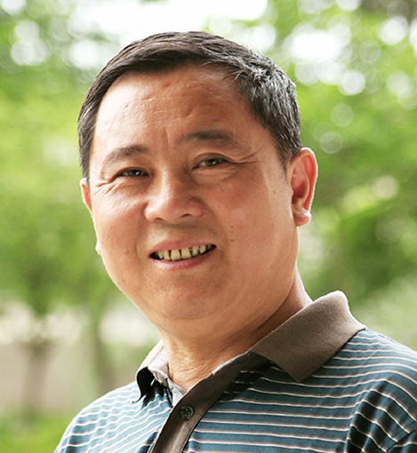 黄平学照片.jpg